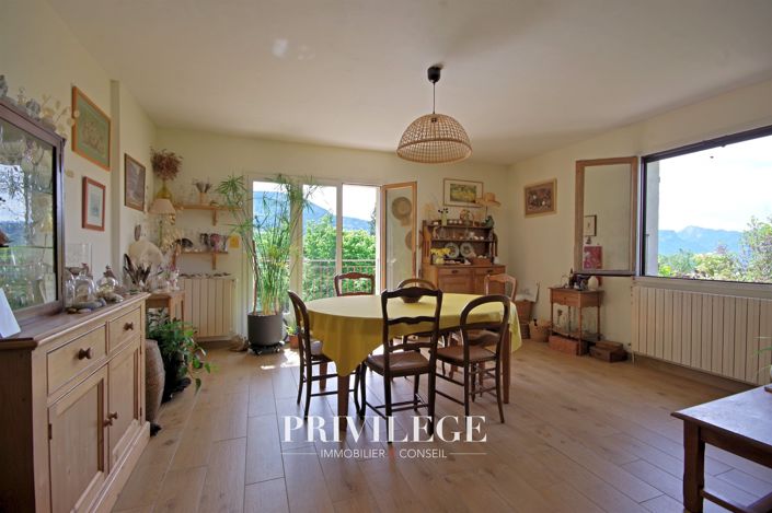 Image No.5-Maison de 6 chambres à vendre à Saint-Franc