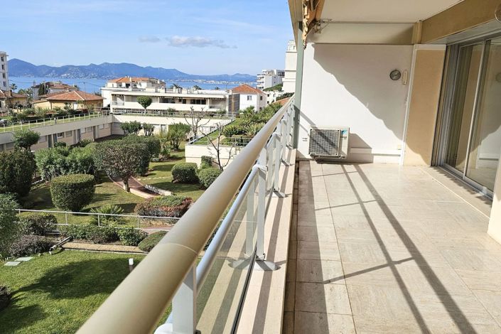 Image No.3-3 Bed Apartment for sale