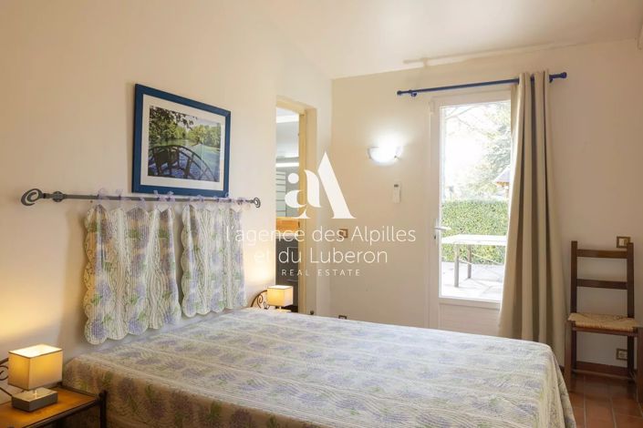 Image No.10-8 Bed House for sale