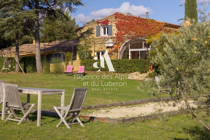 Image No.2-8 Bed House for sale