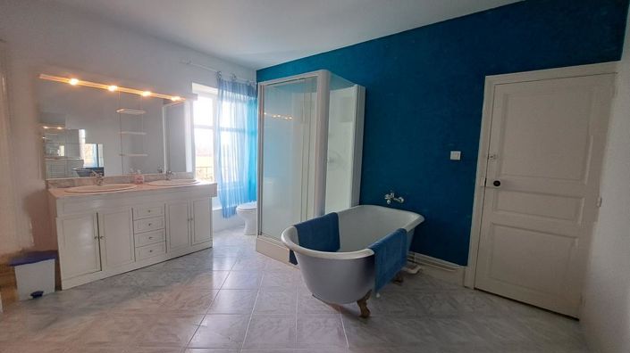 Image No.16-Propriété de 8 chambres à vendre à Vichy