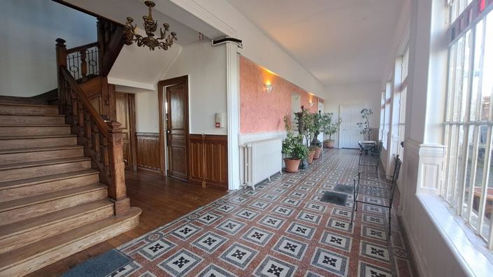 Image No.9-Propriété de 8 chambres à vendre à Vichy