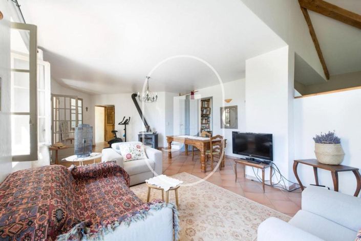 Image No.14-3 Bed House for sale