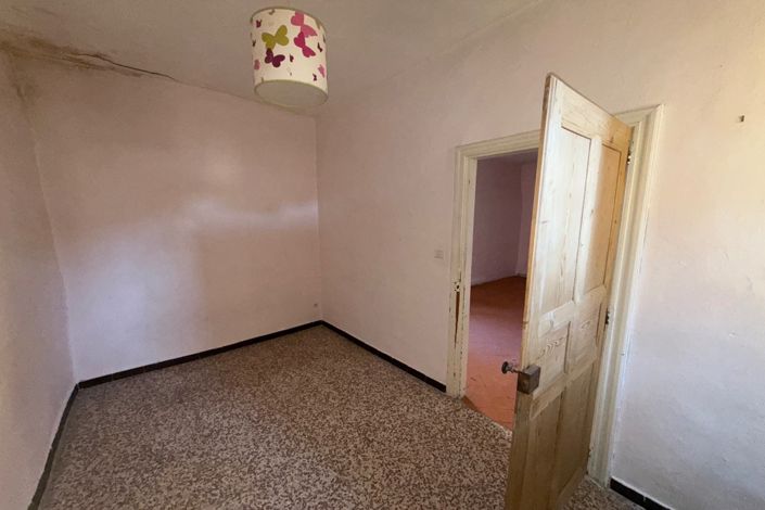 Image No.17-2 Bed House for sale