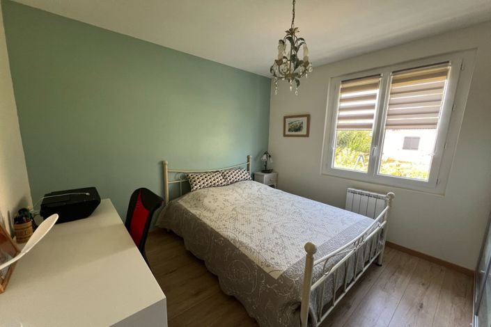 Image No.6-4 Bed House for sale