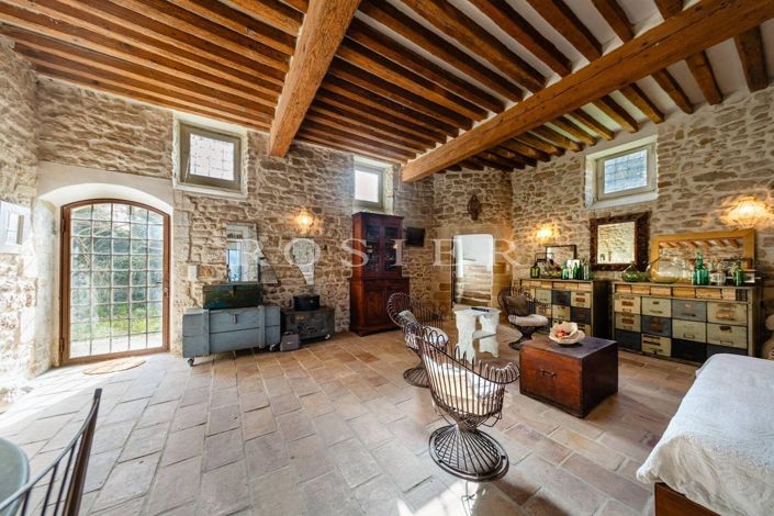 Image No.5-2 Bed House for sale