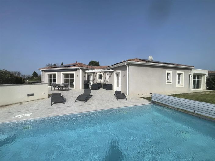 Image No.17-4 Bed House for sale