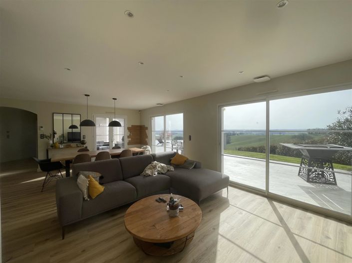 Image No.4-4 Bed House for sale