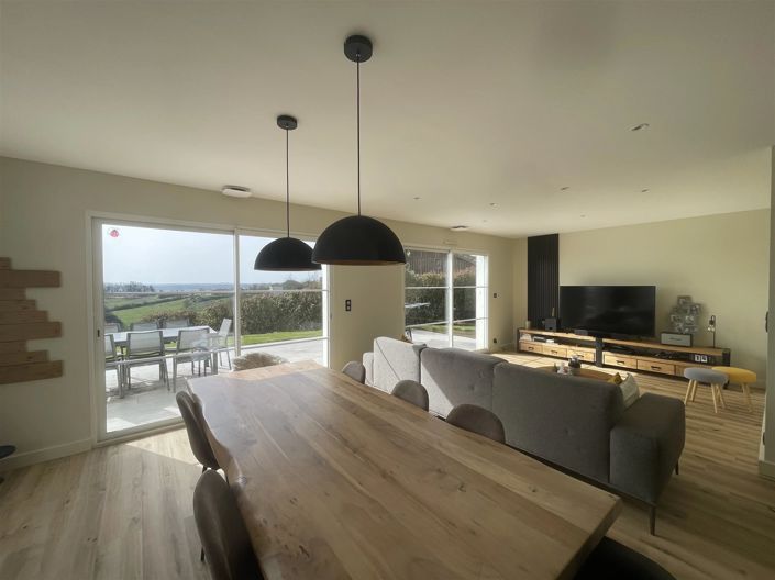 Image No.5-4 Bed House for sale