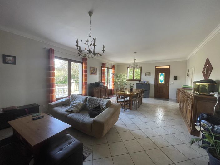 Image No.24-House for sale