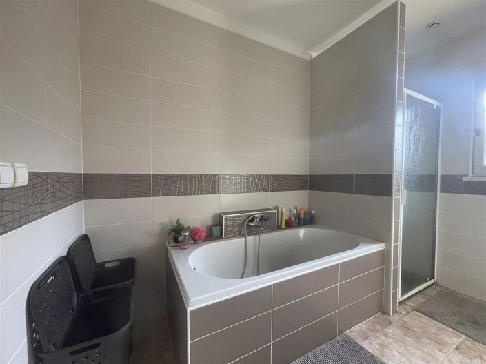 Image No.26-House for sale