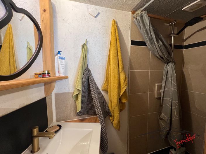 Image No.4-House for sale