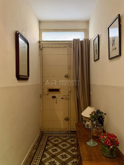 Image No.4-6 Bed House for sale