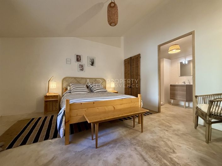 Image No.13-2 Bed House for sale