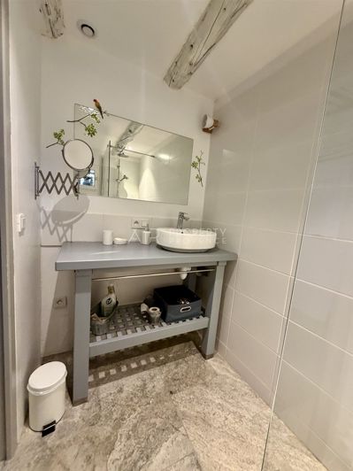 Image No.20-2 Bed House for sale