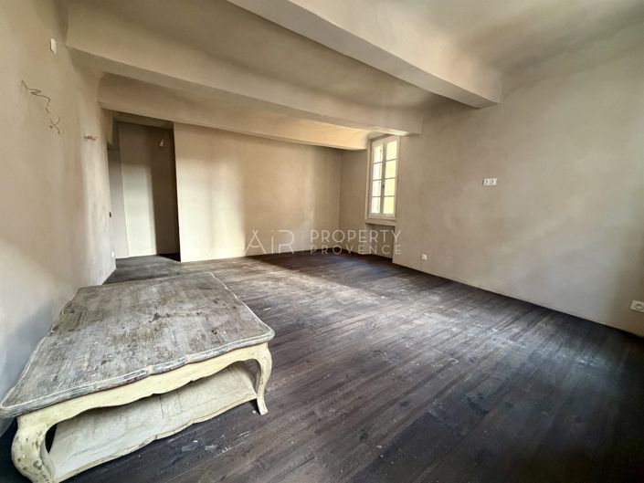 Image No.11-3 Bed House for sale