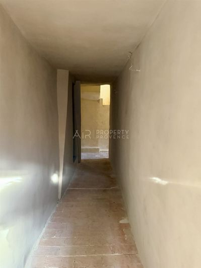 Image No.16-3 Bed House for sale