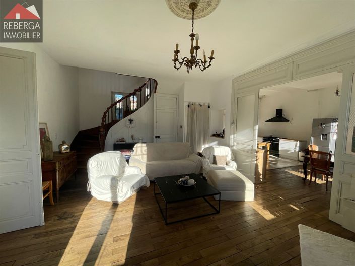 Image No.5-5 Bed House for sale