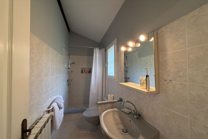 Image No.13-3 Bed House for sale