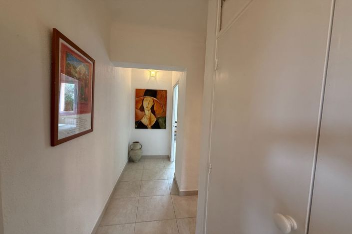 Image No.16-3 Bed House for sale