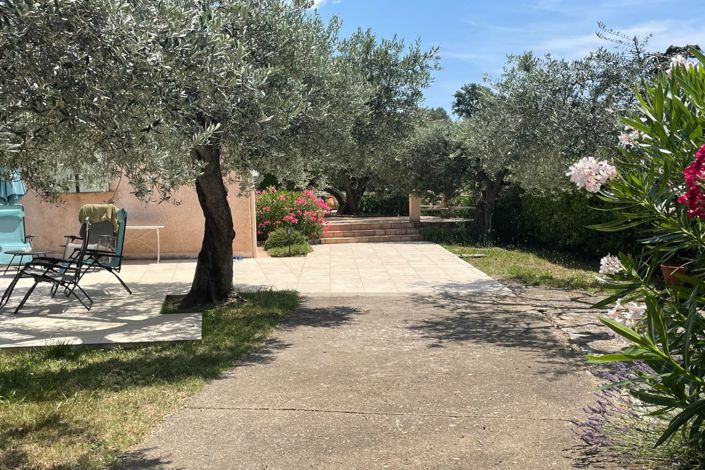 Image No.17-3 Bed House for sale