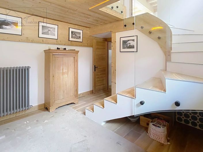 Image No.10-4 Bed House for sale