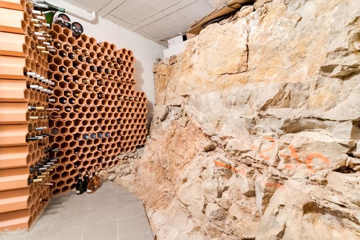 Image No.22-4 Bed House for sale