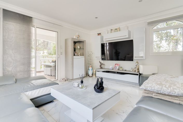 Image No.28-4 Bed House for sale