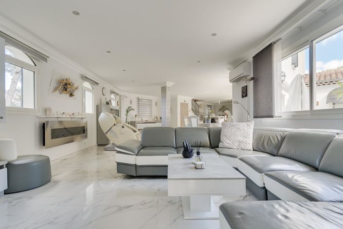 Image No.29-4 Bed House for sale