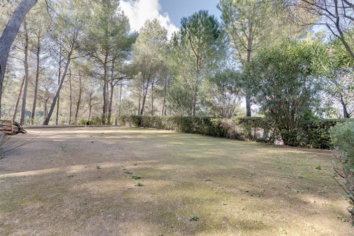 Image No.45-4 Bed House for sale