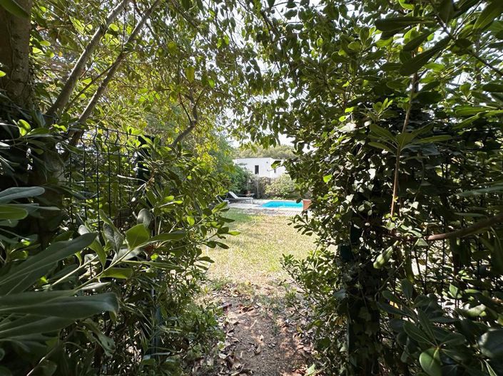 Image No.2-5 Bed House for sale