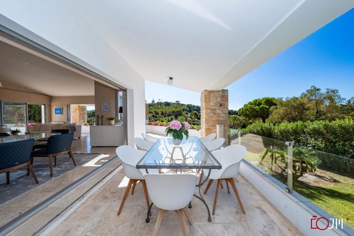 Image No.5-7 Bed House for sale