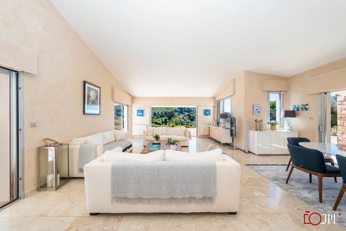 Image No.6-7 Bed House for sale