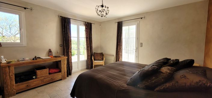 Image No.10-5 Bed House for sale
