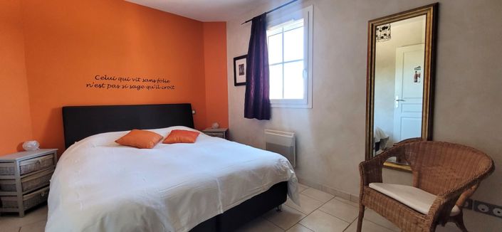Image No.16-5 Bed House for sale