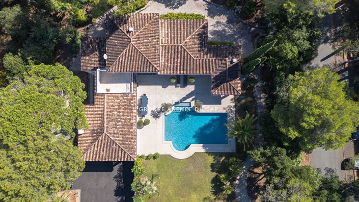 Image No.16-5 Bed House for sale