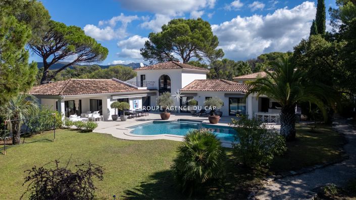 Image No.18-5 Bed House for sale