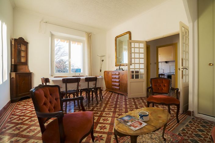 Image No.7-4 Bed House for sale