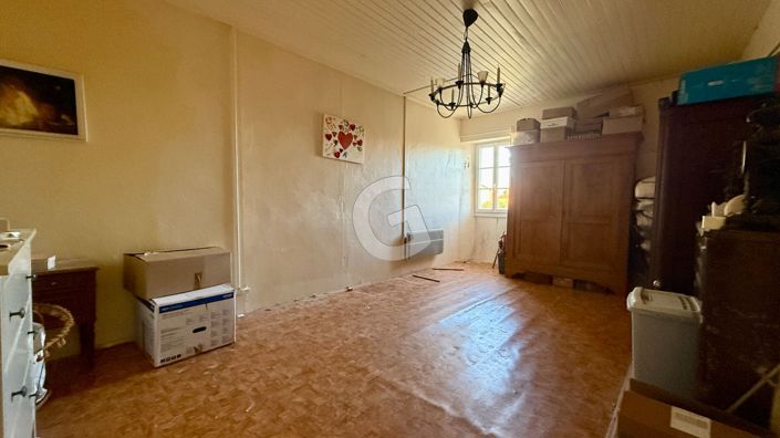 Image No.8-3 Bed House for sale