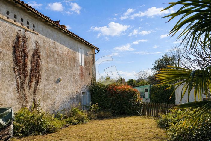 Image No.9-3 Bed House for sale