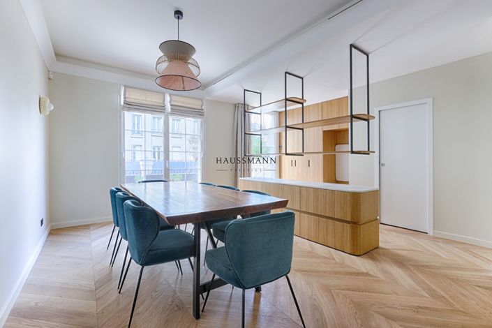 Image No.6-Propriété de 5 chambres à vendre à Boulogne-Billancourt