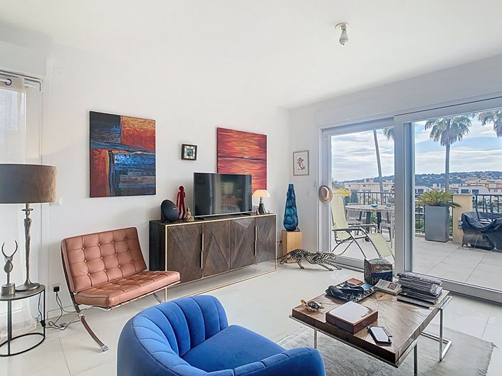 Image No.9-2 Bed Apartment for sale