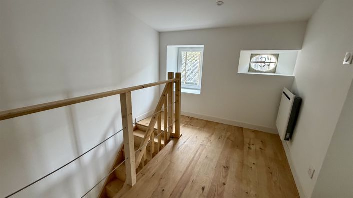 Image No.7-2 Bed House for sale