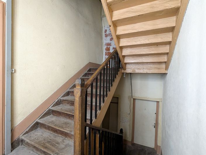 Image No.6-4 Bed House for sale