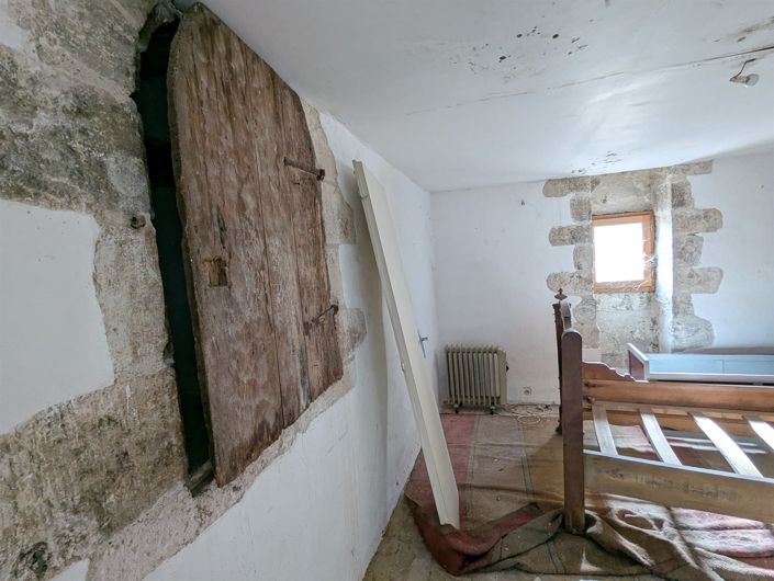 Image No.7-4 Bed House for sale