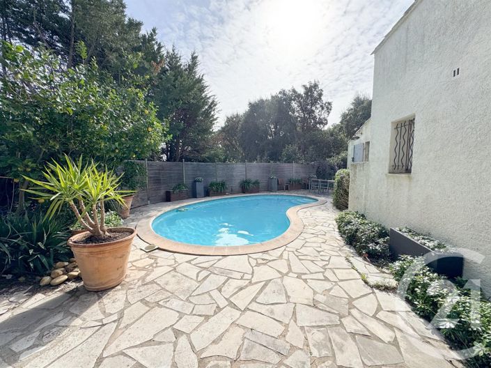 Image No.2-2 Bed House for sale