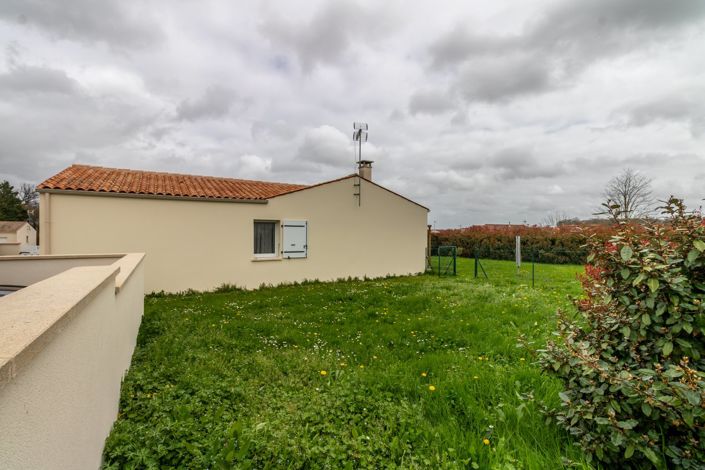 Image No.12-3 Bed House for sale