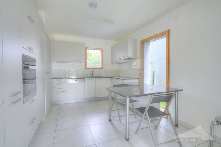 Image No.3-4 Bed Apartment for sale