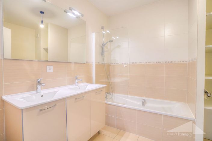 Image No.7-4 Bed Apartment for sale