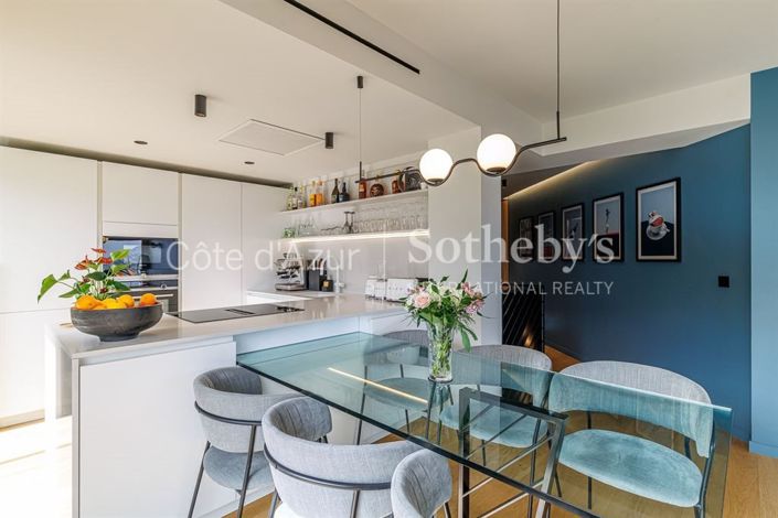 Image No.2-4 Bed Apartment for sale